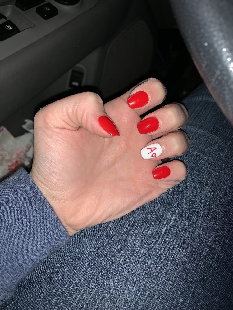 Ombre nail design at Fashion Nails