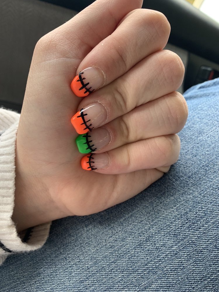 Waxing services at Fashion Nails North Hampton